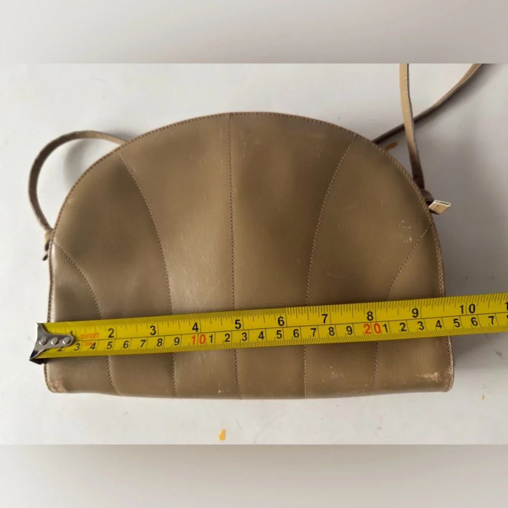 Salvatore Ferragamo ‎ Leather Bag